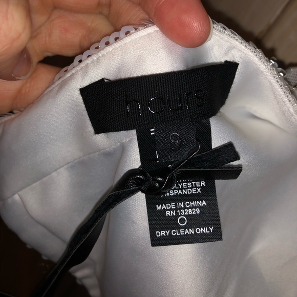 H:OURS Elise Top in White - Picture 8 of 8